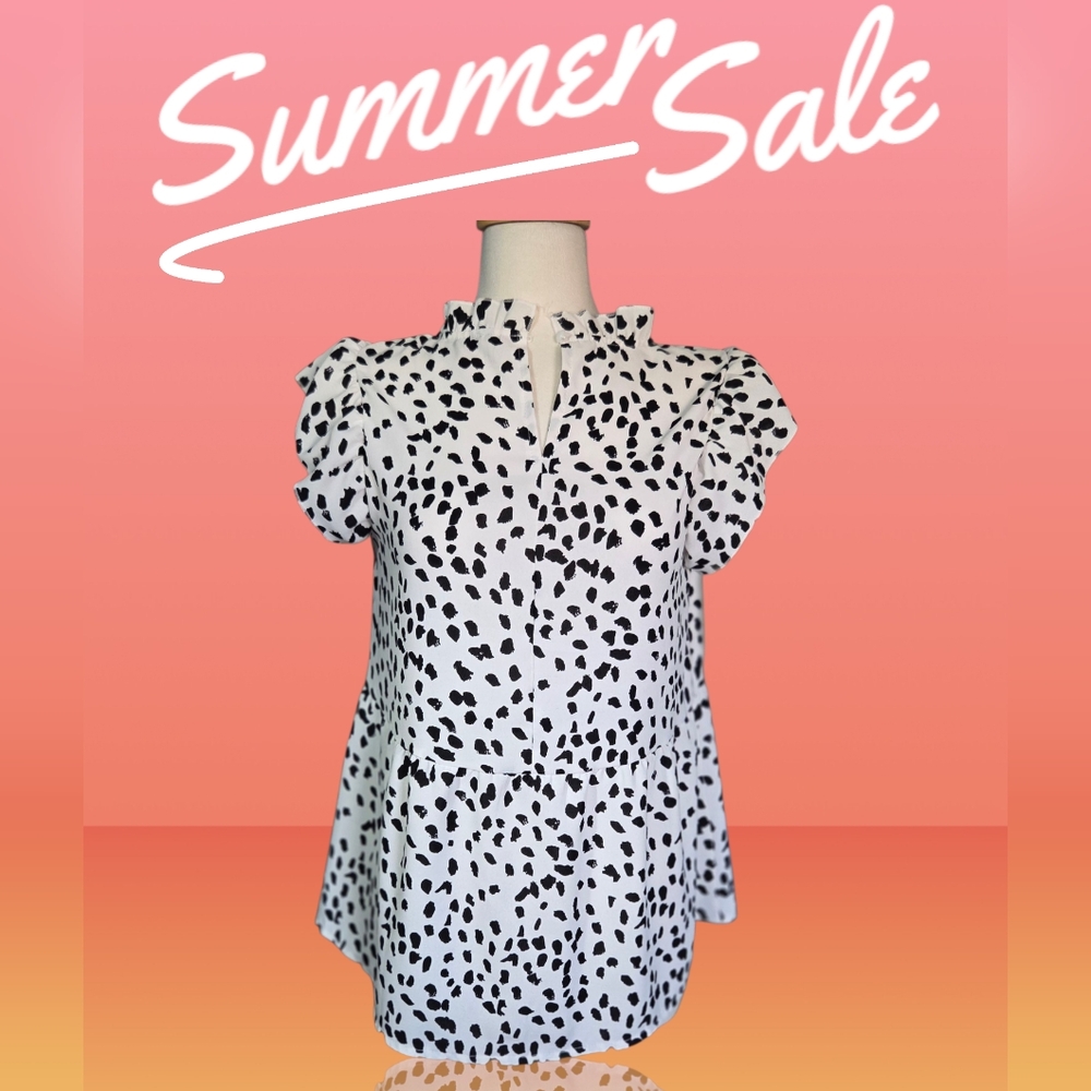 ANGASHION White With Black Spots Flutter Sleeve Blouse with Mandarin Collar